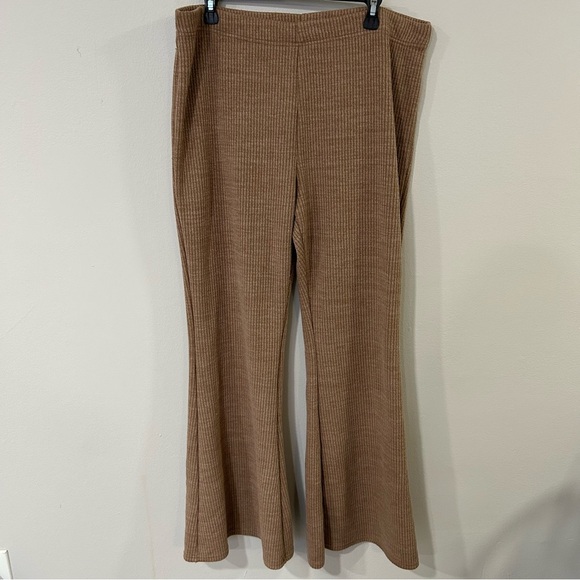 American Eagle Super High Waisted Sweater Flare Pants Brown Tan Size XXL - Picture 3 of 7